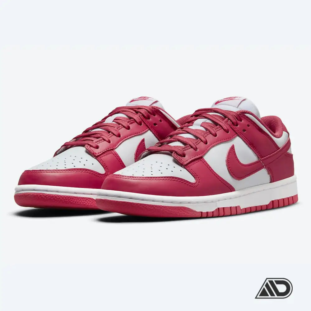 Dunk Low Archeo Pink