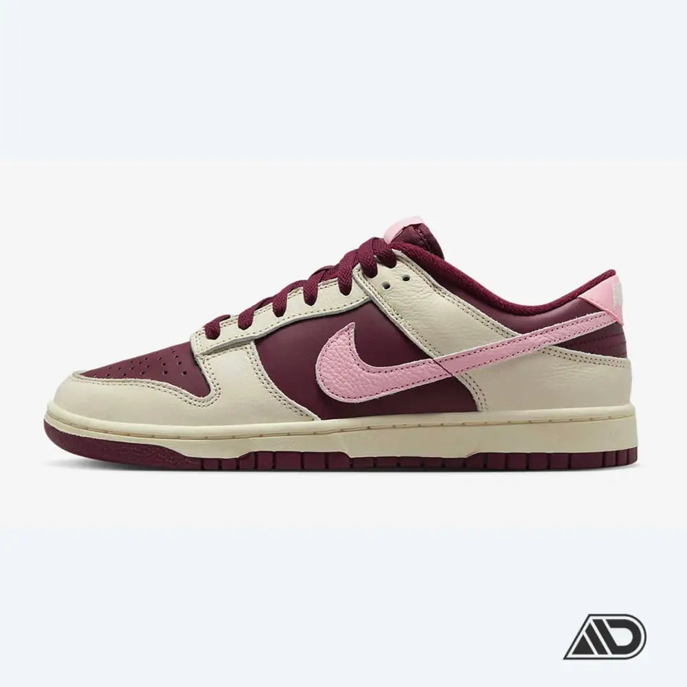 Dunk Low Valentines Day 2023